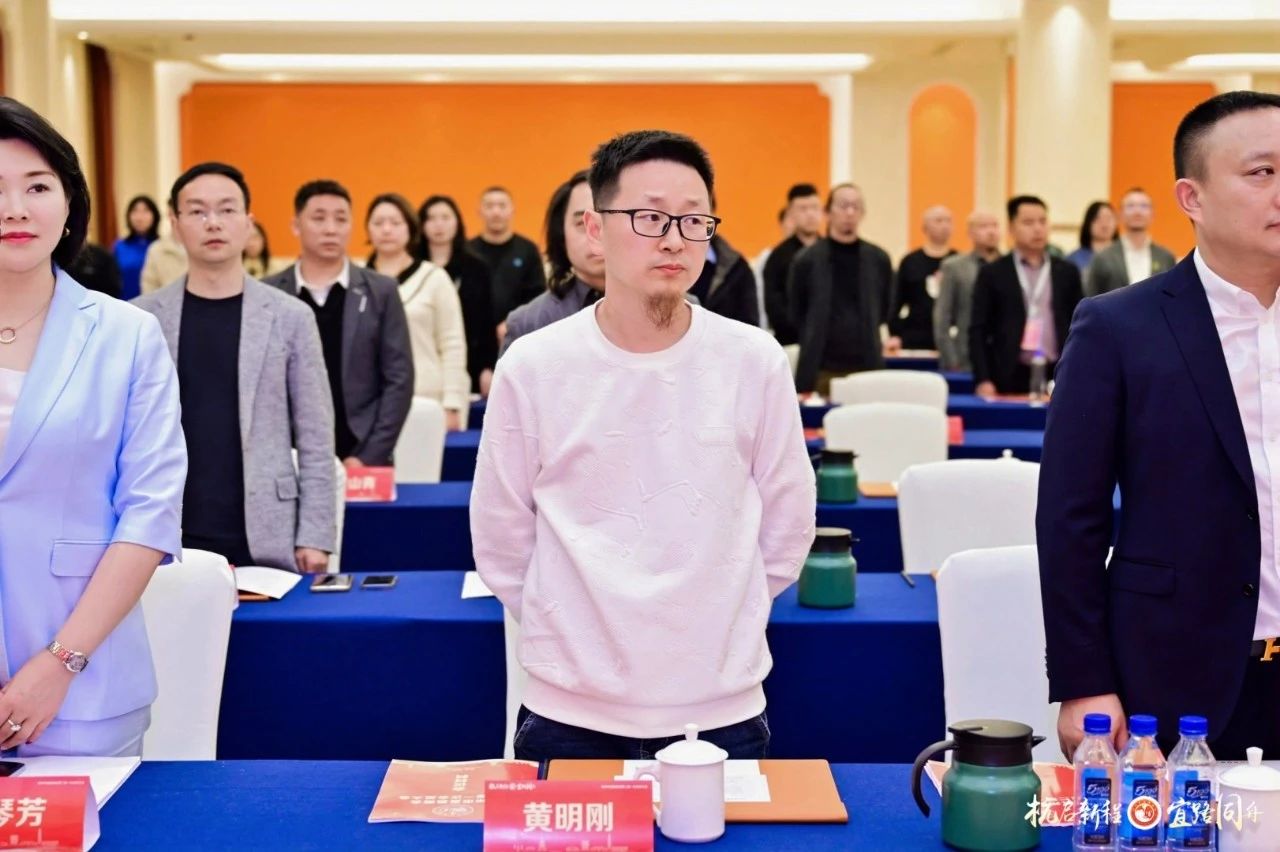 5f91619ad2ad56231a4bcd33d741c118.jpg 5f91619ad2ad56231a4bcd33d741c118.jpg