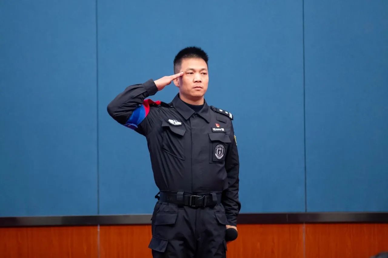 3fe9b37ddb9cac1d13272763591ac659.jpg 3fe9b37ddb9cac1d13272763591ac659.jpg