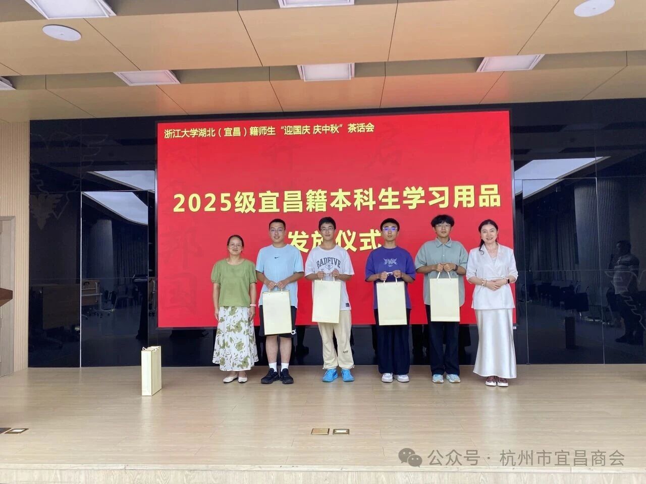 eb3b3b9a7422923eb5ff6902fd67daf7.jpg eb3b3b9a7422923eb5ff6902fd67daf7.jpg